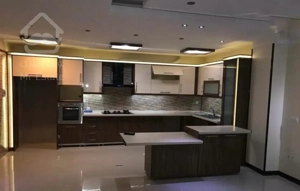گیشا ۸۳ متر نوساز روبه آفتاب