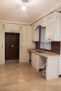 250 متر کلید نخورده * فول مشاعات لاکچری *