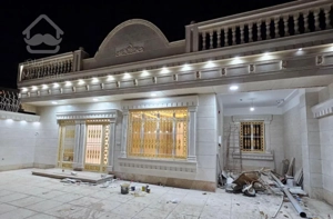 فروش خانه ویلایی ۲۰۰ متری ۵ خوابه