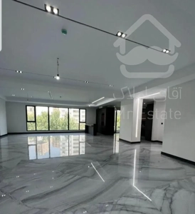 ۱۱۴متری/نوساز/سرمایه گذاری/بدون مشرف