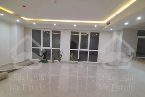 اپارتمان ۲۲۰متری ۳خواب پلان تفکیکی/کلید نخورده