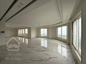 فروش پنت هاوس ۲۷۲ متری پاسداران