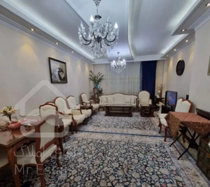 آپارتمان ۷۸ متر ۲ خوابه فول(۱۰۰٪فروشنده)