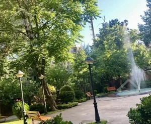 فروش ٢٣٠ متری نیاوران برج باغ