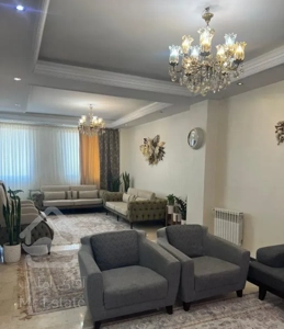 ۱۲۲متر/فول امکانات/غرق در نور/پرچم