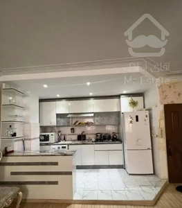 ۶۰متر/سالن مربع/پشت تالارتانیا صدوقی/زیر قیمت