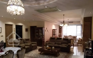 آپارتمان ۱۵۴ متری فرمانیه