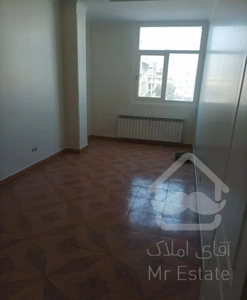 آپارتمان 137متری دو خوابه فاقد آسانسورانباری