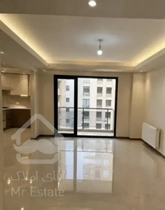 ۸۲متر خوش‌نقشه طبقه دوم پارکینگ و انباری