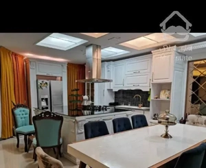 ۱۵۰ متری ۳ خواب مستردار  تک واحد فقط شیک پسندان