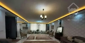 ۱۲۲متر/تک واحدی/کم سن/پرده خور/ 2پارکینگ