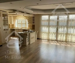 86متر سالن‌پرده‌خور تاپ‌لوکیشن کم‌واحدغرق‌در‌آفتاب