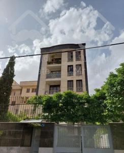 آپارتمان ۲۱۰ متری تک واحدی با کلیه امکانات