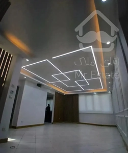 98 متری دوخواب غرق در نور طبقه ۱ انباری داخل واحد