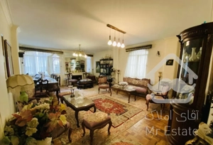 ١٥٠متر/ خوش نقشه/ ٣طرف نور