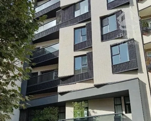 ۱۴۵ متر ۳ خواب/ خوش نقشه/ویو/۲پارکینگ/آجودانیه