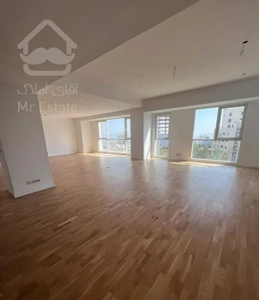 ۱۵۶متر متفاوت/۲پارکینگ/روبه آفتاب/امکان معاوضه