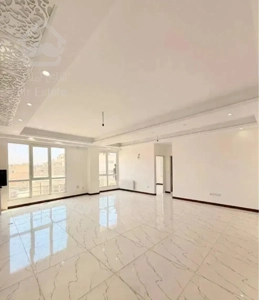 ۱۰۱ متر / سالن پرده خور / تاپ لوکیشن