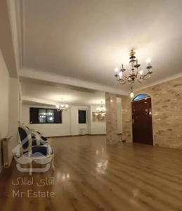 گیشا ۱۳۷ متر ۲ خواب رو به آفتاب