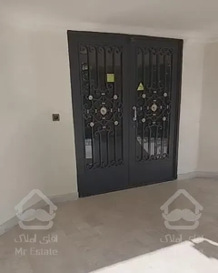 ۱۱۰ متر  تاپ لوکیشن  آجودانیه (  )