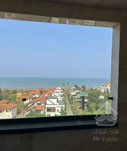 ۶۸ متری .نوساز و کلید نخورده .مدارک کامل