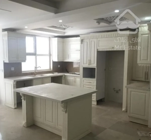 آپارتمان ۱۲۵ متری شهرک غرب