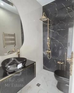 آجودانیه ۲۳۵ متر۳خواب مستر کلیدنخورده ۲پارکینگ