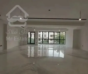 ۱۲۴متر/۳خوابه/آکواریوم/دو پارکینگ سندی