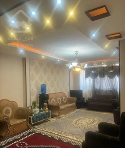 فروش آپارتمان ۱۲۸ متری ۳ خوابه طبقه ۲ در شریف‌آباد