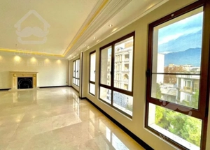 فروش 97 متری در پاسداران