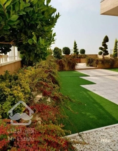 آپارتمان ۲۲۰ متری برای اجاره در آجودانیه