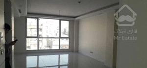 ۱۱۵ متر. طبقه پنجم. غرق در نور. شمال شادمان