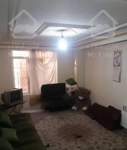 60 متر، تخلیه، گرمایش پکیج، دانشجو و یا کارمند آقا