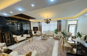 آپارتمان 145 متری 2 خوابه/حیاط اختصاصی/ غرق نور