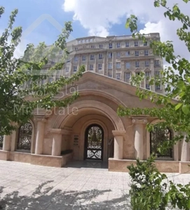 ۷۵متر طبقه ۶ برج مجلل آریانا پارک