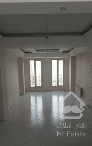 90 متر در حوالی بلوار فردوس و مترو صادقیه