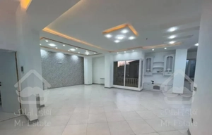 آپارتمان ۱۲۲ متری/ سند دار/ نوساز