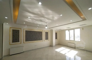 ۹۸ متر آسانسور پارکینگ سندتکبرگ/  اندیشه