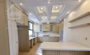 آپارتمان ۱۲۰ متر کلید نخورده