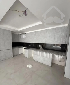 **آپارتمان125متر3خواب 3سال ساخت فوق شیک خ لاهور**