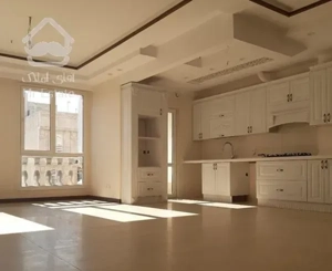 ۱۰۵ متر / ۱۰ واحد / چهارباغ شرقی