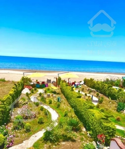 ویلا استخردار لب اب