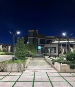 ویلای ۱۵۰۰ متری داخل مجتمع قابل معاوضه