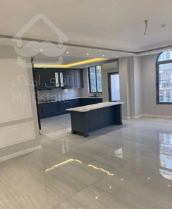 اوایل اقبال لاهوری/ اپارتمان ۱۰۵متری/غرق نور/ کلید