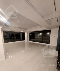 واحد ۱۰۵ متری «۲ پارکینگ»