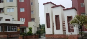 آپارتمان میدان مادر شهرک امید