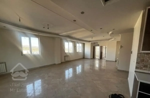 ۱۰۰ متر حکیمیه، فول