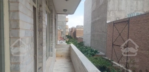 فروش حیاط ۳ طبقه جنوبی رسالت فجر