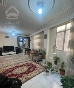 ۶۱ متر آپارتمان سالن پرده خور  فول بازسازی  ۵.۱۰۰م