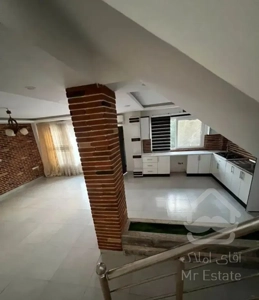 رهن و اجاره ویلا سه خوابه ساحلی شیک بهمراه روف